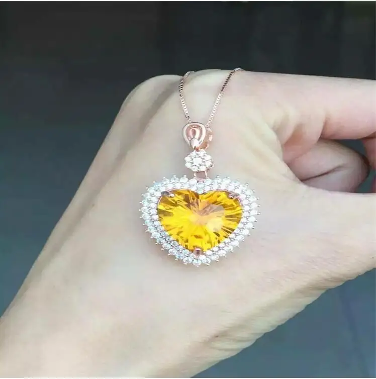 Citrine pendant Natural origin cirtrine 925 sterling silver Love heart style Flower pendant 15*15mm
Citrine pendant Natural origin cirtrine 925 sterling silver Love heart style Flower pendant 15*15mm