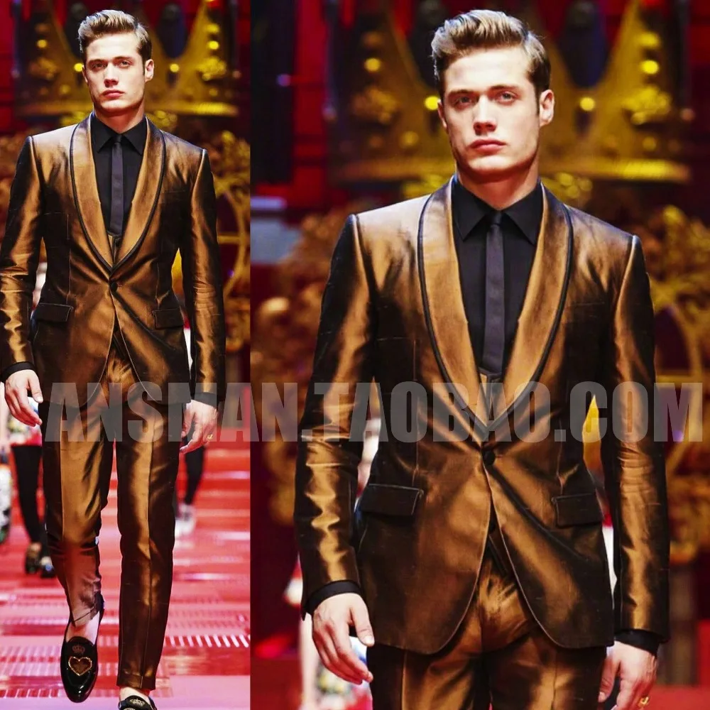 Customized New Men's quality fashion shows party Satin stitching suit costumes NightClub male singer DJ model suit
Customized New Men's quality fashion shows party Satin stitching suit costumes NightClub male singer DJ model suit