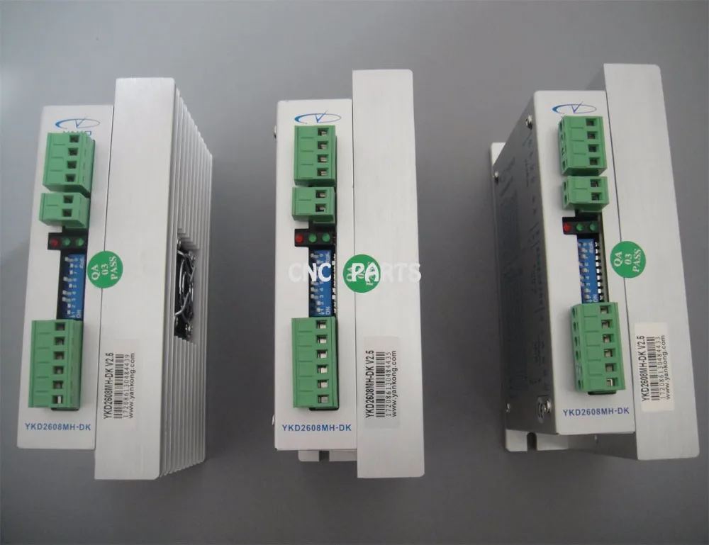 3 pieces YAKO brand cnc machine stepper motor diver YKD2608MH-DK CNC router step motor
3 pieces YAKO brand cnc machine stepper motor diver YKD2608MH-DK CNC router step motor