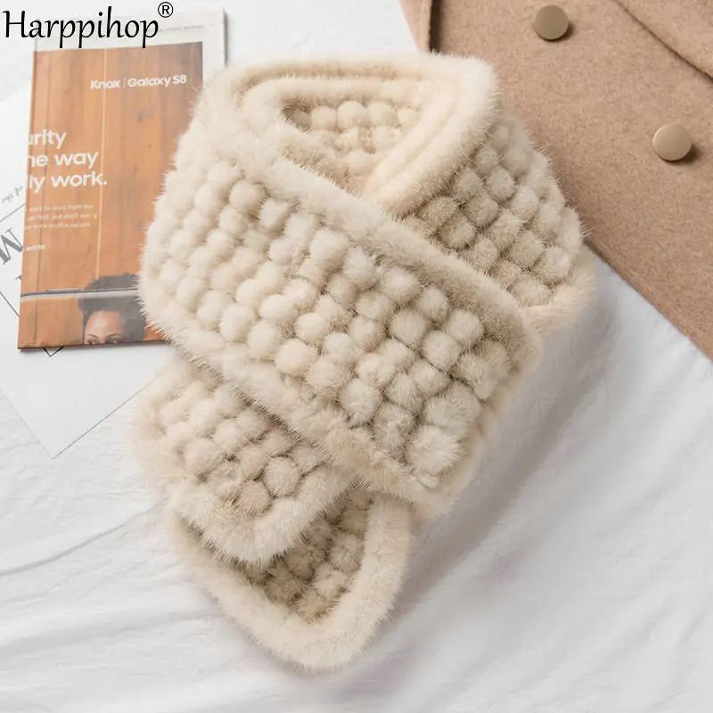 The new women winter scarf genuine mink fur scarf winter women's warm brand new real mink fur scarves
The new women winter scarf genuine mink fur scarf winter women's warm brand new real mink fur scarves