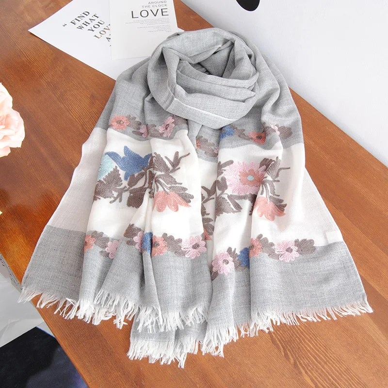 14 Colors Wool Embroidery Top Quality Shawl Ethnic Pashmina Long Scarf Light Scarf Wrap Spring Autumn Use
14 Colors Wool Embroidery Top Quality Shawl Ethnic Pashmina Long Scarf Light Scarf Wrap Spring Autumn Use