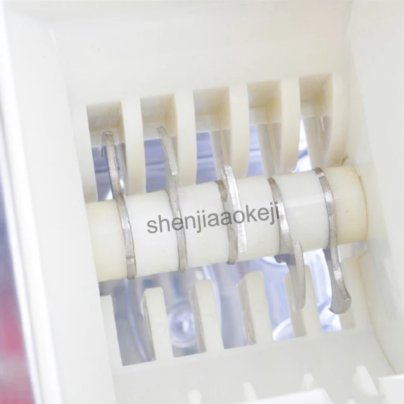 Hand-cranked Ice Crusher Hand-driven Ice Blender Commercial Manual Ice Crusher Household Use Crushed Ice Machine 1PC
Hand-cranked Ice Crusher Hand-driven Ice Blender Commercial Manual Ice Crusher Household Use Crushed Ice Machine 1PC