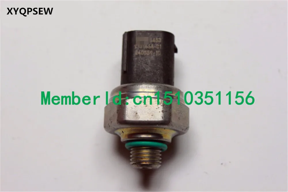 XYQPSEW For Original imported,E60,E90,E39,Air conditioning pressure sensor,64539181464,52CP17-07,9181464,9181 464
XYQPSEW For Original imported,E60,E90,E39,Air conditioning pressure sensor,64539181464,52CP17-07,9181464,9181 464