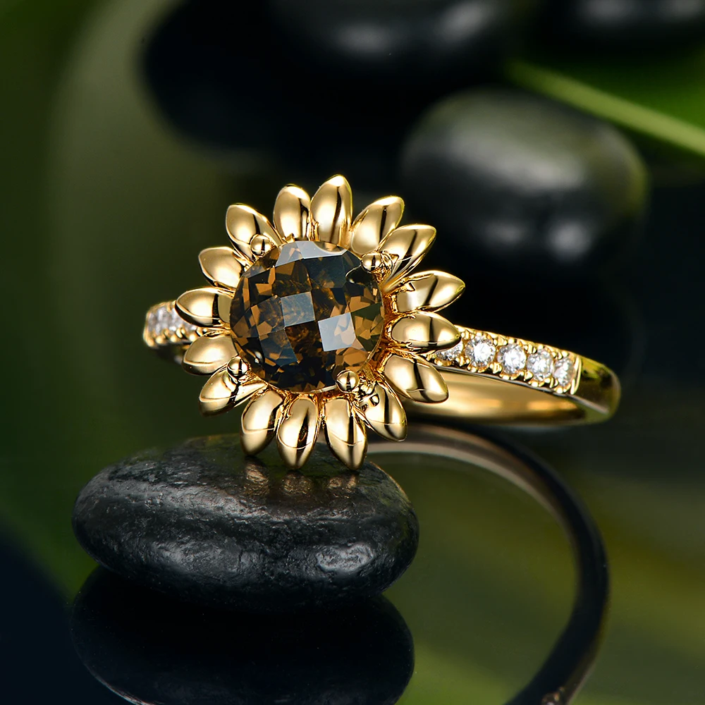 Кольцо из желтого золота 14kt с круглым дымчатым топазом 0,99 карат и бриллиантом 0,13 карат H SI
Кольцо из желтого золота 14kt с круглым дымчатым топазом 0,99 карат и бриллиантом 0,13 карат H SI