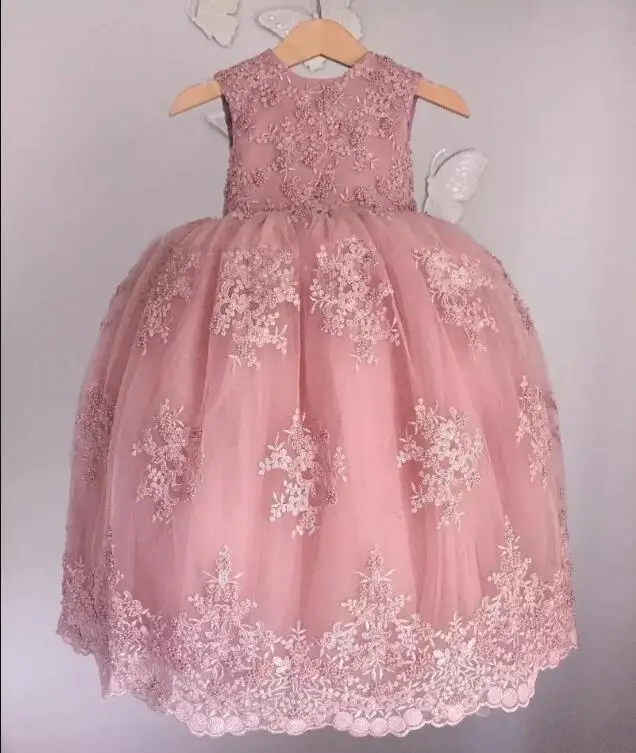 Pink Tulle Flower Girls Dresses Lace Appliques Pageant Gowns Girls Birthday Party Dress with Big Bow
Pink Tulle Flower Girls Dresses Lace Appliques Pageant Gowns Girls Birthday Party Dress with Big Bow