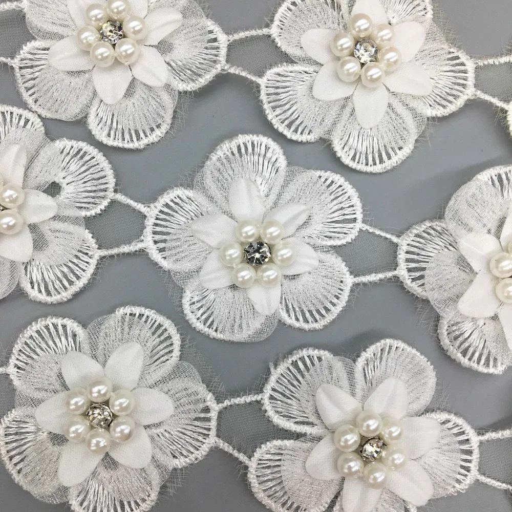 50Pcs Nigerian Lace Fabric 2019 White Pearl Beaded Flowers Rhinestones Lace Trim Embroidered Applique Wedding Dress Sewing Craft
50Pcs Nigerian Lace Fabric 2019 White Pearl Beaded Flowers Rhinestones Lace Trim Embroidered Applique Wedding Dress Sewing Craft