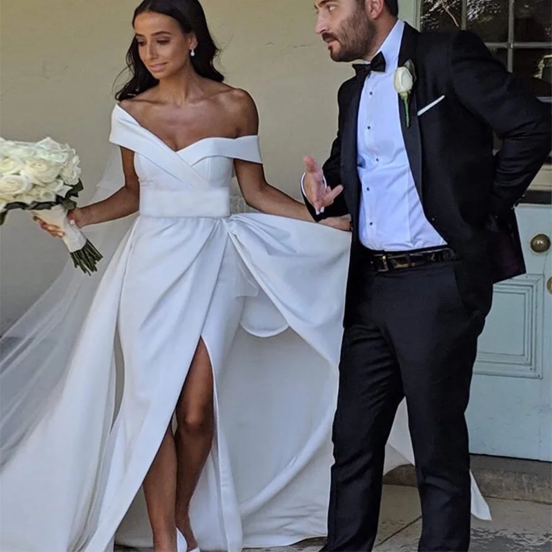 Off The Shoulder Vestido De Novia 2019 New Satin White Ivory Beach Wedding Dresses Front Split Sweep Train Custom Bridal Dress
Off The Shoulder Vestido De Novia 2019 New Satin White Ivory Beach Wedding Dresses Front Split Sweep Train Custom Bridal Dress
