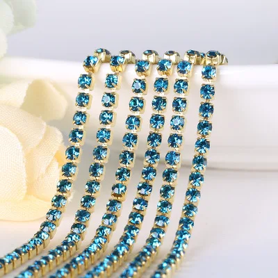 1yard/piece SS6 SS8 Peacock blue Glass Crystal Rhinestone Chain,Gold Bottom Sew On Cup Chains For Diy Garment Bags Decorations
1yard/piece SS6 SS8 Peacock blue Glass Crystal Rhinestone Chain,Gold Bottom Sew On Cup Chains For Diy Garment Bags Decorations