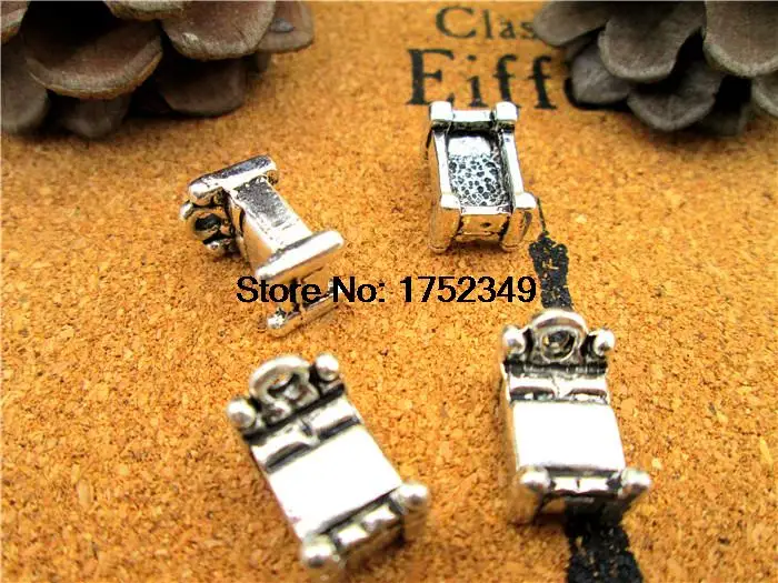 20pcs--bed Charm, Antique Tibetan Silver Tone 3D bed Charms Pendants 20 pcs 18x11x4mm
20pcs--bed Charm, Antique Tibetan Silver Tone 3D bed Charms Pendants 20 pcs 18x11x4mm