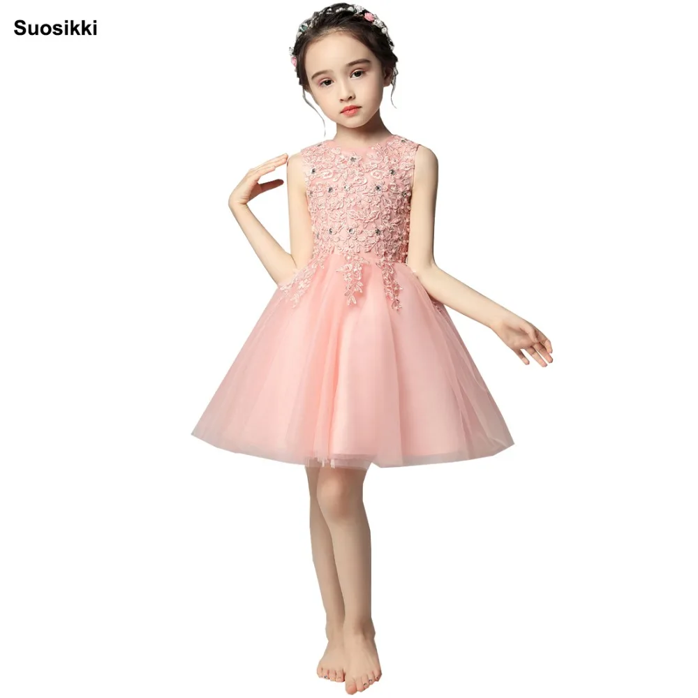 Suosikki Flower Girl Dresses With Beaded Crystal Applique Ball Gown First Communion Dress for Girls Customized
Suosikki Flower Girl Dresses With Beaded Crystal Applique Ball Gown First Communion Dress for Girls Customized