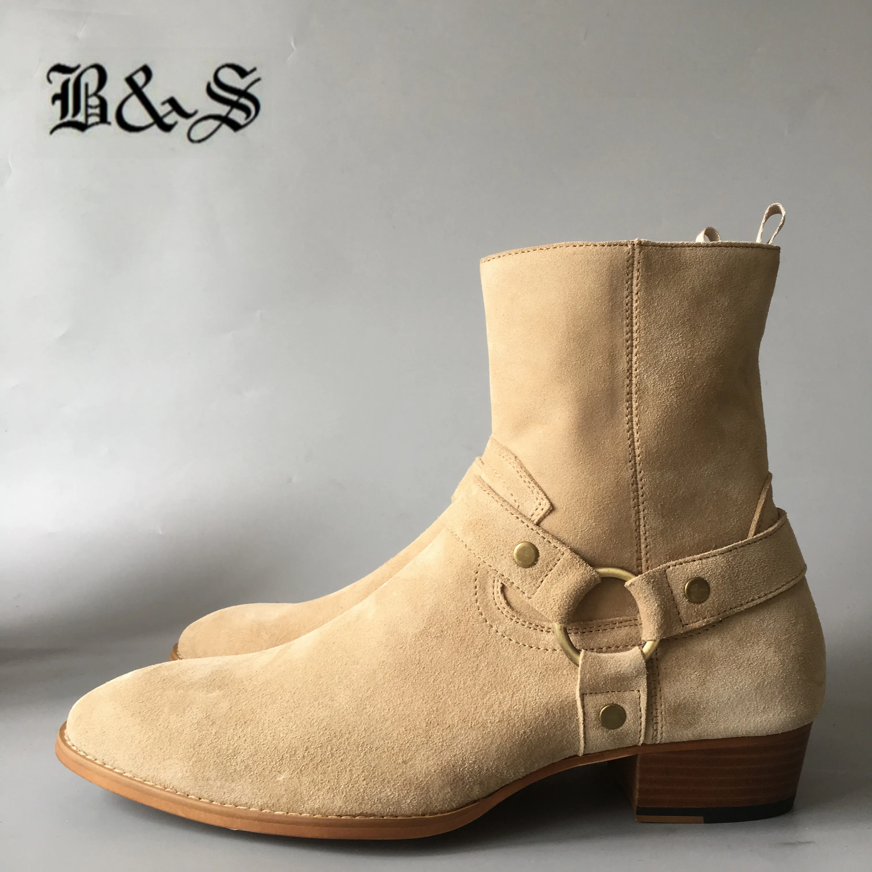 Black& Street new beige color buckle strap genuine suede leather Harness Martin Boots handmade customized men leather boots
Black& Street new beige color buckle strap genuine suede leather Harness Martin Boots handmade customized men leather boots