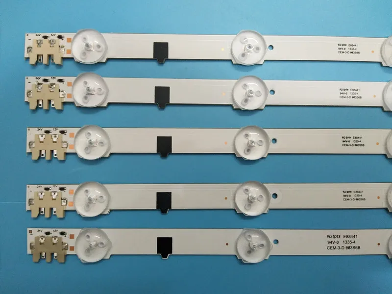 650mm 9 Lamps LED Backlight Strip For Samsung UE32F4020AW 32" D2GE-320SC0-R3 2013SVS32H 2013SVS32F Bars Kit Television LED Bands
650mm 9 Lamps LED Backlight Strip For Samsung UE32F4020AW 32" D2GE-320SC0-R3 2013SVS32H 2013SVS32F Bars Kit Television LED Bands