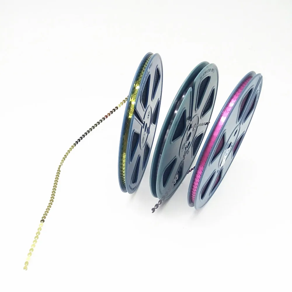 12pcs New fashion with Good quality 5mm flat glitter sequin reel length 95meters per reel side hole sequins
12pcs New fashion with Good quality 5mm flat glitter sequin reel length 95meters per reel side hole sequins