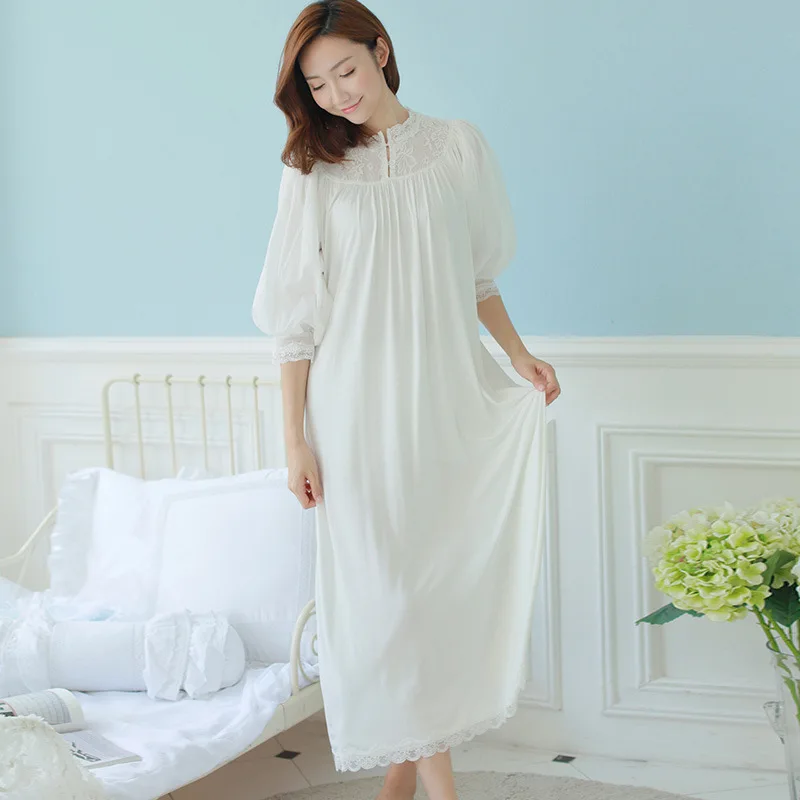 New Arrival Women Elegant Lace Cotton Princess Nightdress Female Sweet Household Royal White Full Sleeve Gowns Vestidos QW1801
New Arrival Women Elegant Lace Cotton Princess Nightdress Female Sweet Household Royal White Full Sleeve Gowns Vestidos QW1801