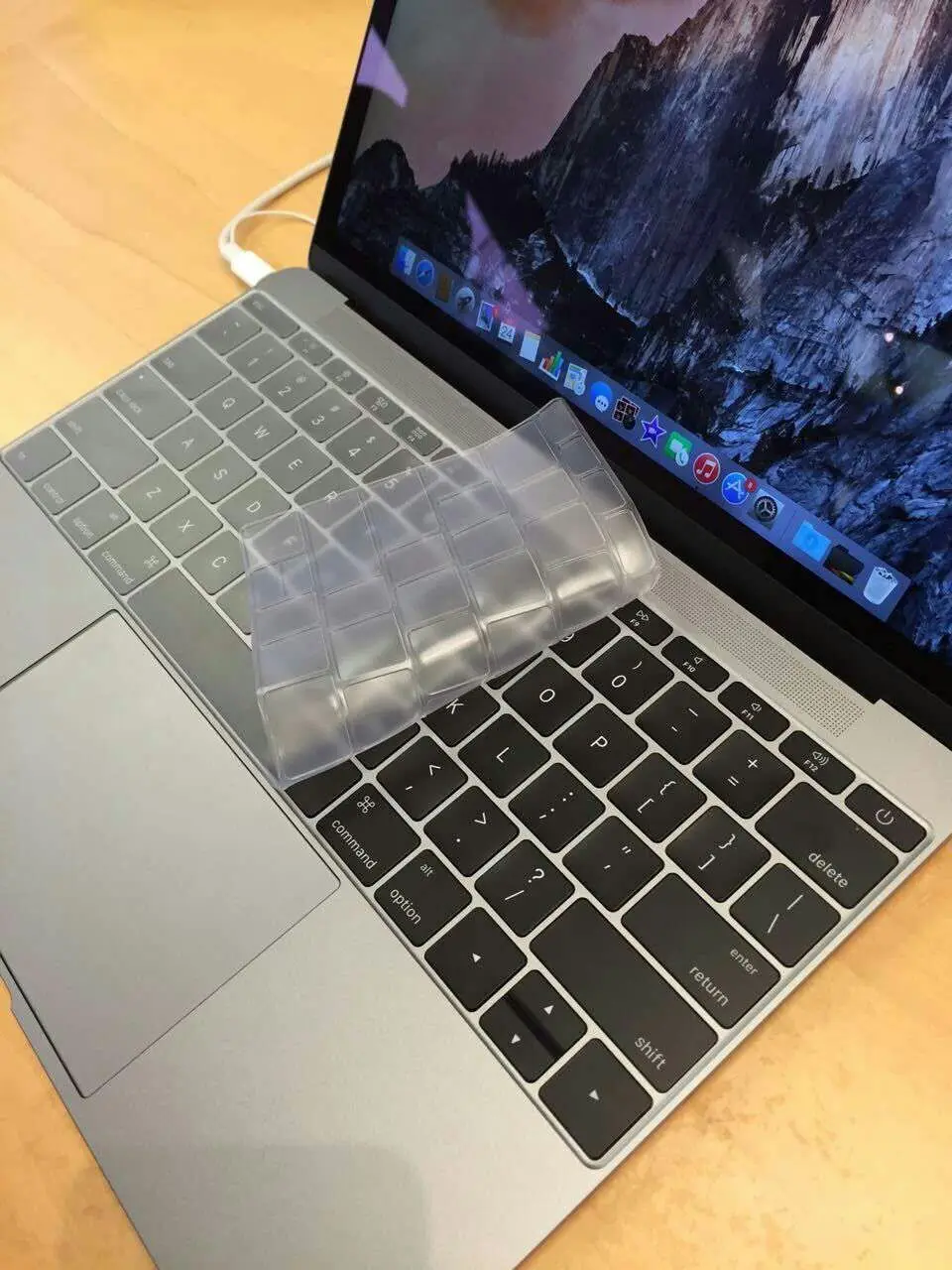 XSKN Brand, for New MacBook 12 inch Ultra Thin Clear Transparent Soft TPU Keyboard Cover Skin, Keyboard Cover for Macbook 12
XSKN Brand, for New MacBook 12 inch Ultra Thin Clear Transparent Soft TPU Keyboard Cover Skin, Keyboard Cover for Macbook 12