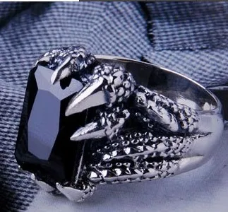 Handmade 925 Silver Dragon Paw Ring Vintage Thai Silver Dragon Power Man Ring Pure Silver Jewelry Finger Ring Gift 
Handmade 925 Silver Dragon Paw Ring Vintage Thai Silver Dragon Power Man Ring Pure Silver Jewelry Finger Ring Gift