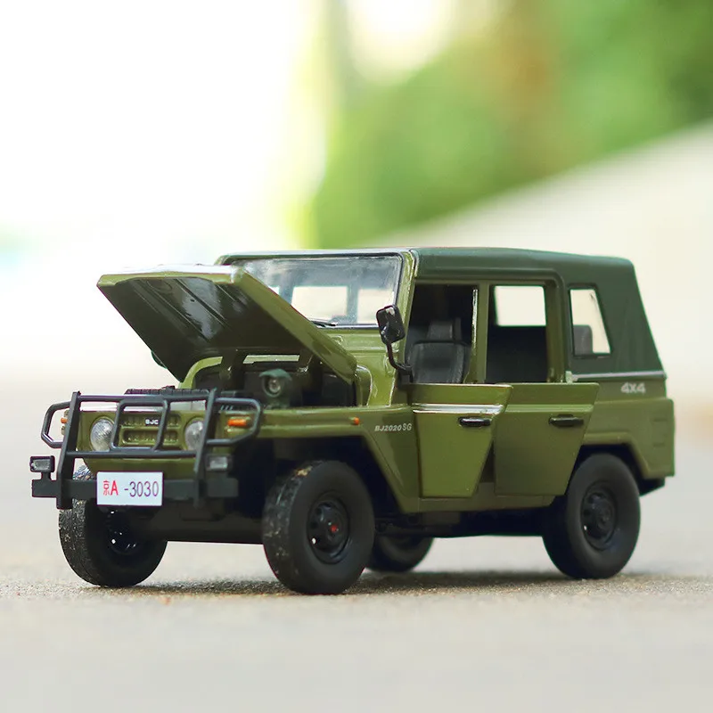 Interesting 1:28 2020 off-road vehicle alloy model car,children's sound and light pull back puzzle SUV toy car,free shipping
Interesting 1:28 2020 off-road vehicle alloy model car,children's sound and light pull back puzzle SUV toy car,free shipping
