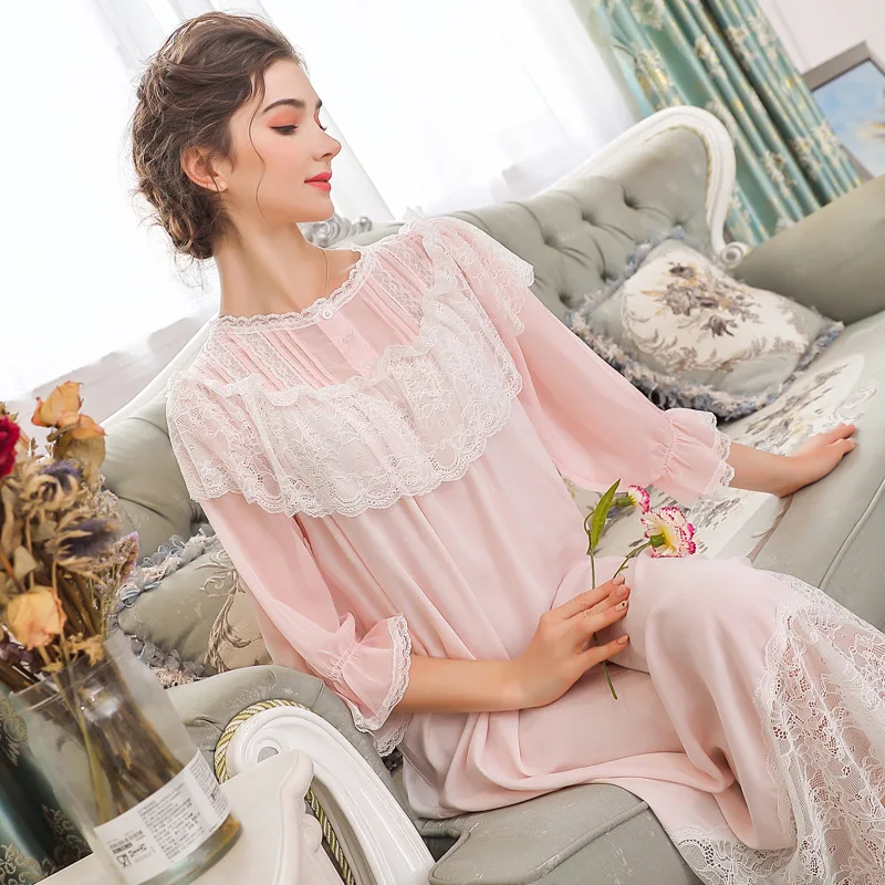 Nightdress Women Spring Autumn Long Dress Sweet Princess Lace Sleepwear Loose Plus Size Seven-quarter Sleeves Home Wear H5565
Nightdress Women Spring Autumn Long Dress Sweet Princess Lace Sleepwear Loose Plus Size Seven-quarter Sleeves Home Wear H5565