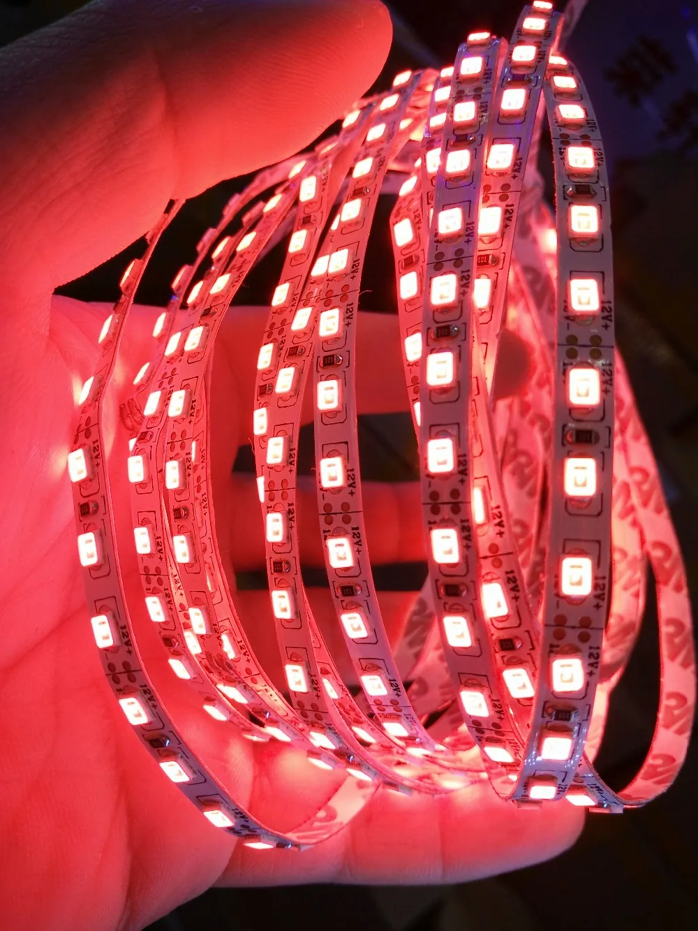 DC12V 5mm LED Strip Light Not Waterproof SMD 2835 5M 600LED 120L/m Light Tape Flexible Led strip Red blue green pink color
DC12V 5mm LED Strip Light Not Waterproof SMD 2835 5M 600LED 120L/m Light Tape Flexible Led strip Red blue green pink color
