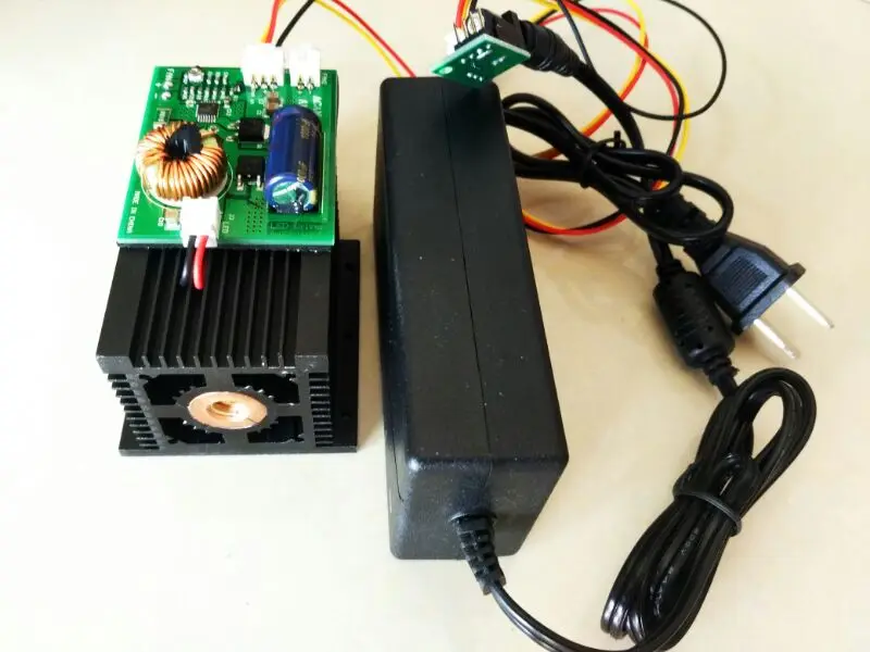 450nm 12W 12000mw Pulse laser engraving high power laser module blue light
450nm 12W 12000mw Pulse laser engraving high power laser module blue light