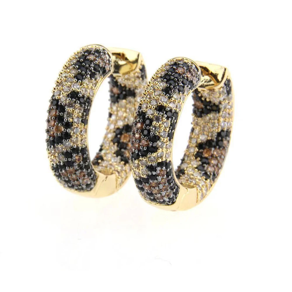 HIBRIDE New Fashion Multi Colors AAA Cubic Zirconia Round Circle Fashion Hoop Earrings Women Jewelry Brincos Bijoux E-671
HIBRIDE New Fashion Multi Colors AAA Cubic Zirconia Round Circle Fashion Hoop Earrings Women Jewelry Brincos Bijoux E-671