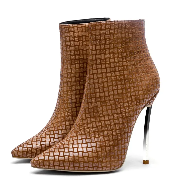 Sexy Blade Heels Stone braid Leather Ankle Boots Pointed Toe Side Zipper Female Metal Thin High Heels Gladiator Short Bottines
Sexy Blade Heels Stone braid Leather Ankle Boots Pointed Toe Side Zipper Female Metal Thin High Heels Gladiator Short Bottines