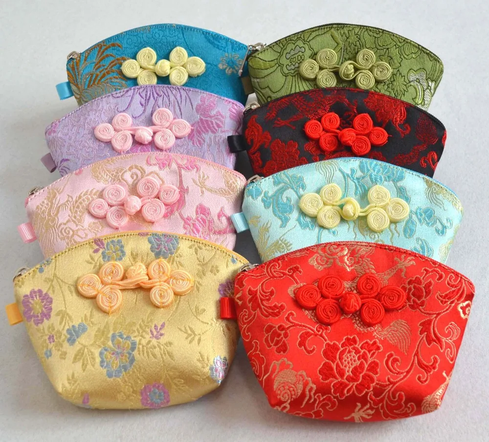 20pcs Exquisite Craft Chines Knot Small Shell Zip Gift Bag Christmas Wedding Candy Box Silk Brocade Cute Coin Purse Party Favors
20pcs Exquisite Craft Chines Knot Small Shell Zip Gift Bag Christmas Wedding Candy Box Silk Brocade Cute Coin Purse Party Favors
