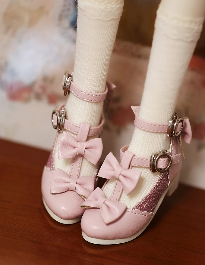 D01-P314 children handmade toy 1/4 1/3 Doll Accessories BJD/SD doll Butterfly flash diamond retro princess shoes 1pair
D01-P314 children handmade toy 1/4 1/3 Doll Accessories BJD/SD doll Butterfly flash diamond retro princess shoes 1pair
