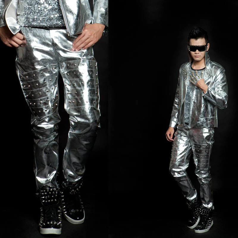 Stage Costume Nightclub Hip Hop Silver Rivet Pants Men DJ DS Gogo Dancer Outfit Glossy Performing Clothing For Singers DNV10482
Stage Costume Nightclub Hip Hop Silver Rivet Pants Men DJ DS Gogo Dancer Outfit Glossy Performing Clothing For Singers DNV10482
