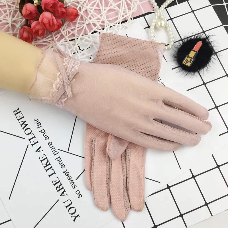 Summer Sunshade Gloves Driving Touch Screen Sunscreen Women Mittens Ice Lace Short Thin Outdoor Skid-proof Luvas Guantes H3087
Summer Sunshade Gloves Driving Touch Screen Sunscreen Women Mittens Ice Lace Short Thin Outdoor Skid-proof Luvas Guantes H3087