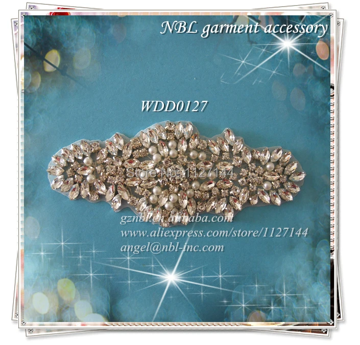 (30pcs) Wholesale bridal beaded sewing silver crystal rhinestone pearl applique iron on for wedding dresses headbadn WDD0127
(30pcs) Wholesale bridal beaded sewing silver crystal rhinestone pearl applique iron on for wedding dresses headbadn WDD0127