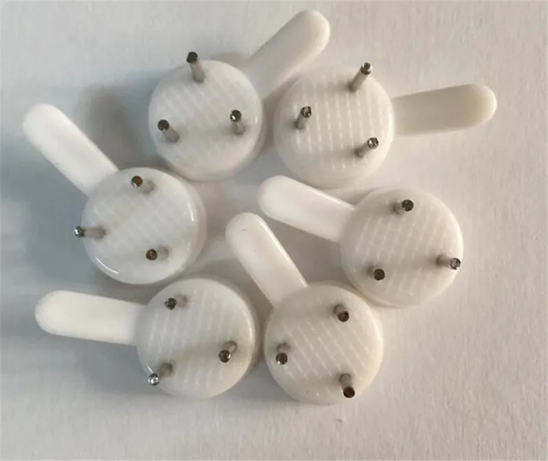 1000 pcs 25mm White Plastic Invisible Wall Mount Photo Picture Frame Nail Hook Hanger
1000 pcs 25mm White Plastic Invisible Wall Mount Photo Picture Frame Nail Hook Hanger