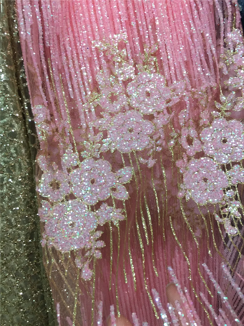 2017 peach color GLITTER African French Lace Fabric High Quality African Tulle Lace Fabric with glitter sequins lace fabric
2017 peach color GLITTER African French Lace Fabric High Quality African Tulle Lace Fabric with glitter sequins lace fabric