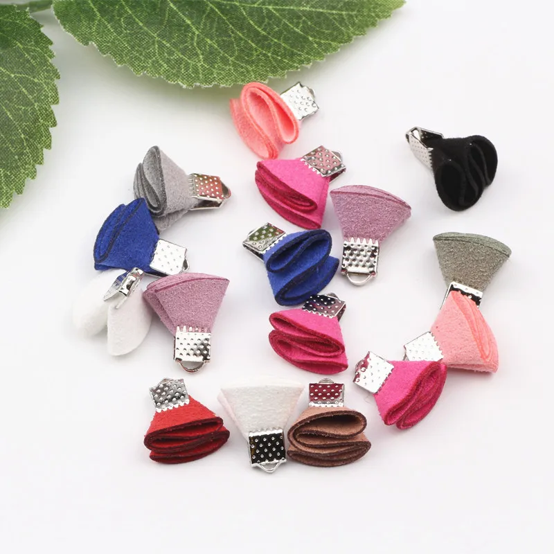 100Pcs Silver/Gold Top Color Flower Shape Suede Faux Leather Tassel Charm Pendant For DIY Creative Jewelry Findings Making
100Pcs Silver/Gold Top Color Flower Shape Suede Faux Leather Tassel Charm Pendant For DIY Creative Jewelry Findings Making