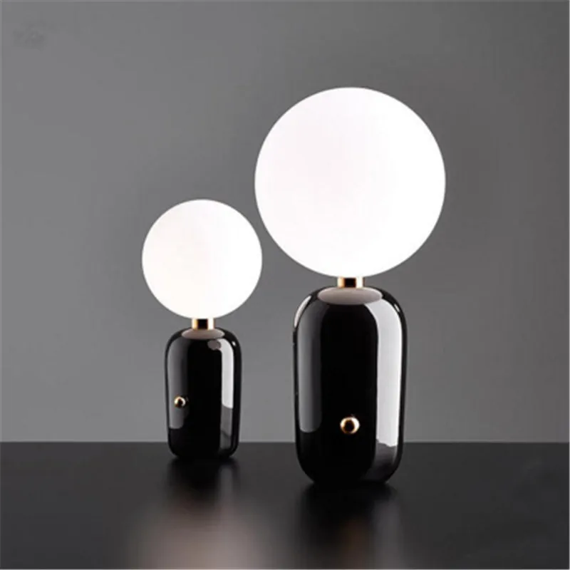 Modern Minimalist Modern Bedroom Bedside Lamp Creative Designer Decorative Table Lamp Cafe Restaurant Tea Room Glass Table Lamp
Modern Minimalist Modern Bedroom Bedside Lamp Creative Designer Decorative Table Lamp Cafe Restaurant Tea Room Glass Table Lamp
