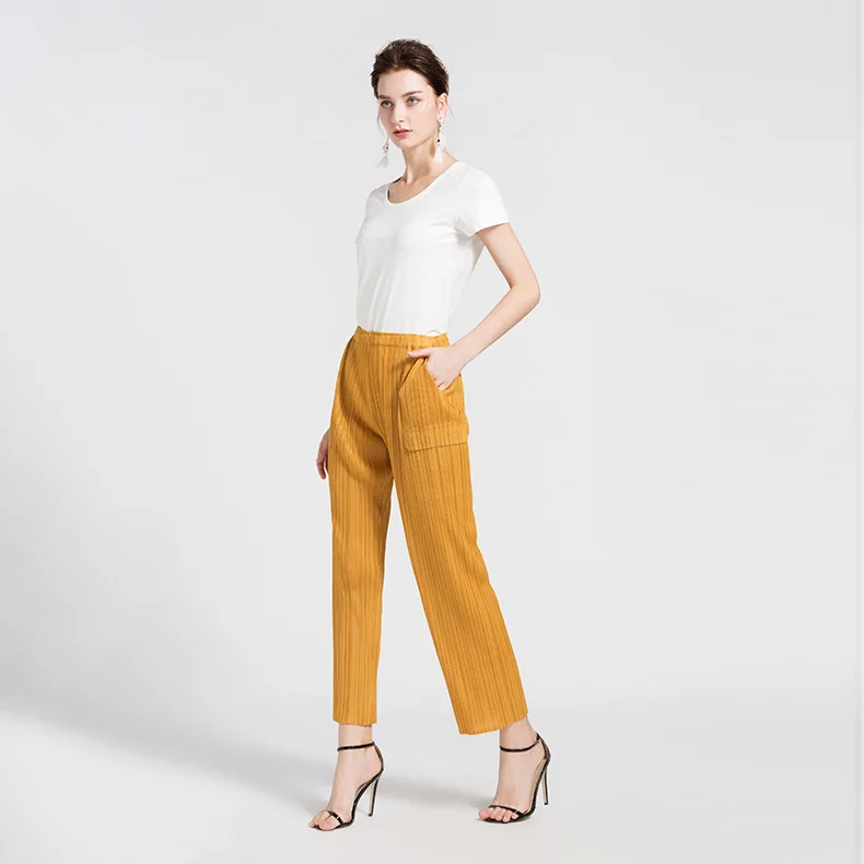 HOT SELLING Miyake Beauty fashion fold show thin fold pants female foot trousers straight pants IN STOCK
HOT SELLING Miyake Beauty fashion fold show thin fold pants female foot trousers straight pants IN STOCK