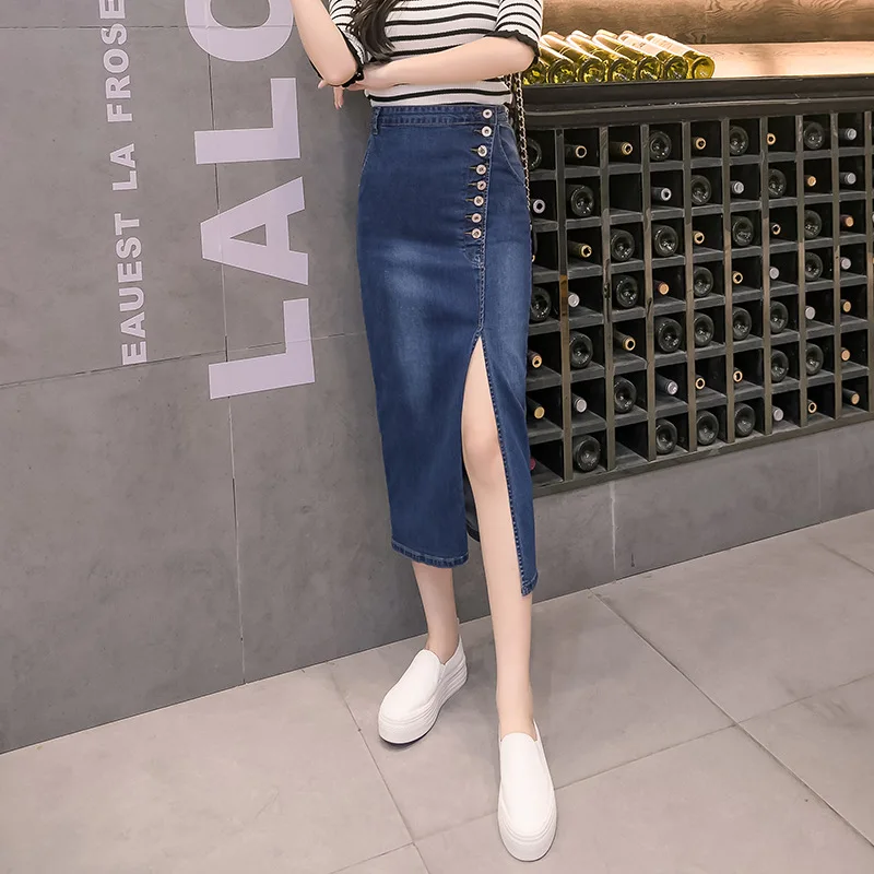 Former split denim skirts long section of female summer 2018 new irregular breasted high waist bag hip skirt
Former split denim skirts long section of female summer 2018 new irregular breasted high waist bag hip skirt