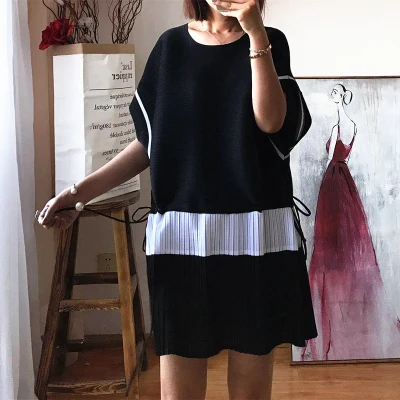 HOT SELLING Miyake fold short- Sleeve collision color batwing sleeve dress IN STOCK
HOT SELLING Miyake fold short- Sleeve collision color batwing sleeve dress IN STOCK