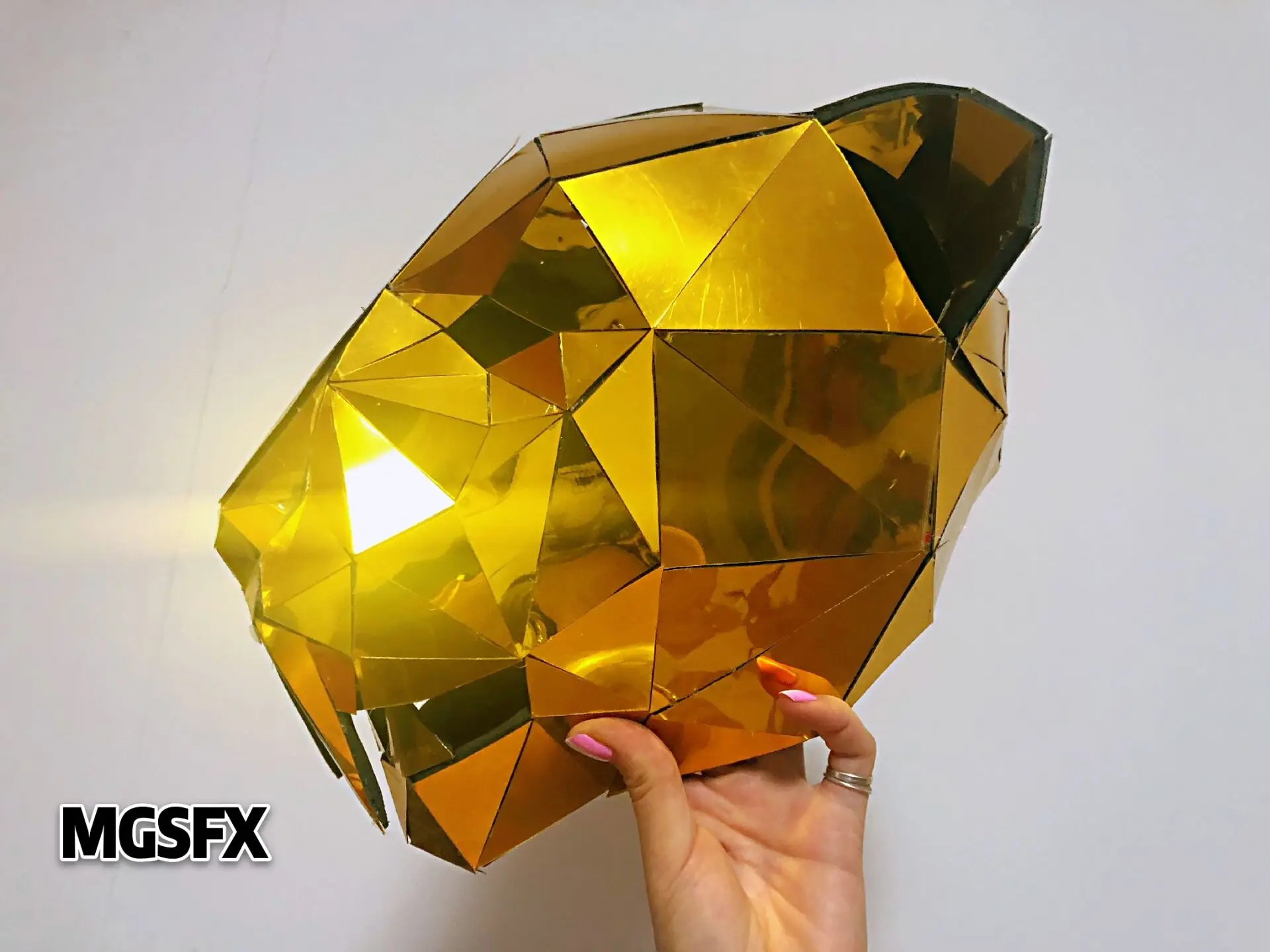 Tiger Masquerade mouth animal full head Mirror Mask Helmet Mirror man suit
Tiger Masquerade mouth animal full head Mirror Mask Helmet Mirror man suit