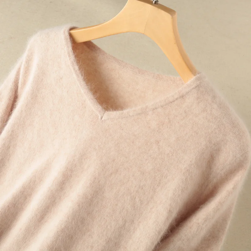 Super Warm Fluffy Soft Fur V-neck Mink Cashmere Sweaters and Pullovers for Women Autumn Winter Female Brand Jumper
Super Warm Fluffy Soft Fur V-neck Mink Cashmere Sweaters and Pullovers for Women Autumn Winter Female Brand Jumper