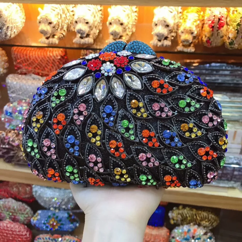 women Flower Sapphire blue Evening Bags Pearls Beaded Clutch Bag Female Wedding Party Bag Small Day Clutches Purse Chain Handbag
women Flower Sapphire blue Evening Bags Pearls Beaded Clutch Bag Female Wedding Party Bag Small Day Clutches Purse Chain Handbag