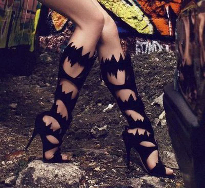 Summer Sexy Ladies Flame Shape Cut out Knee High Boots Stiletto high Heels Shoes Women Peep toe Gladiator Cutout Sandals Boots
Summer Sexy Ladies Flame Shape Cut out Knee High Boots Stiletto high Heels Shoes Women Peep toe Gladiator Cutout Sandals Boots