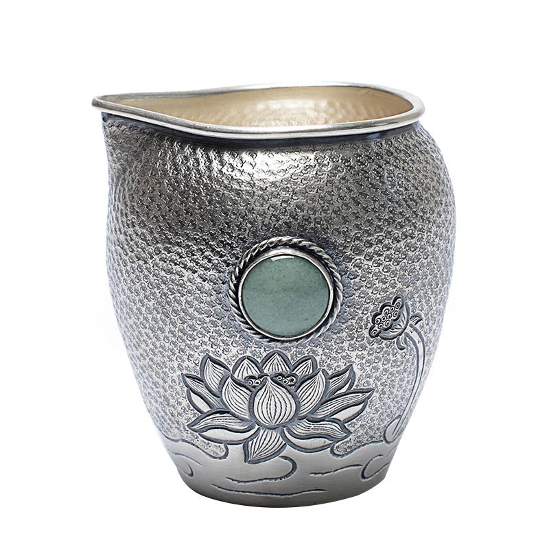 Jade Heat insulation Pure Silver Gongdao Cup S999 Silver Handmade Tea Seaware Accessories Tea Separator
Jade Heat insulation Pure Silver Gongdao Cup S999 Silver Handmade Tea Seaware Accessories Tea Separator