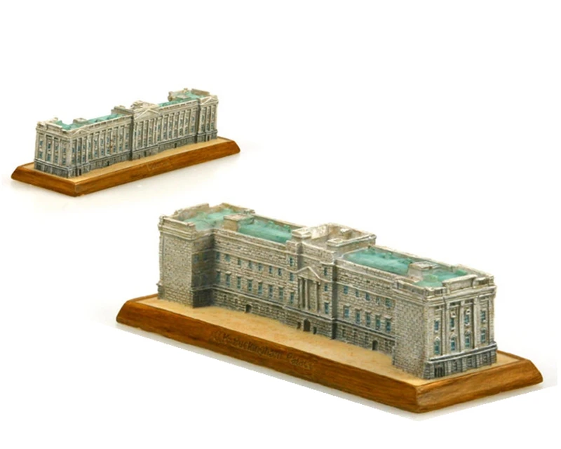 United Kingdom Buckingham Palace Creative Resin Crafts World Famous Landmark Model Tourism Souvenir Collection Home Decor
United Kingdom Buckingham Palace Creative Resin Crafts World Famous Landmark Model Tourism Souvenir Collection Home Decor
