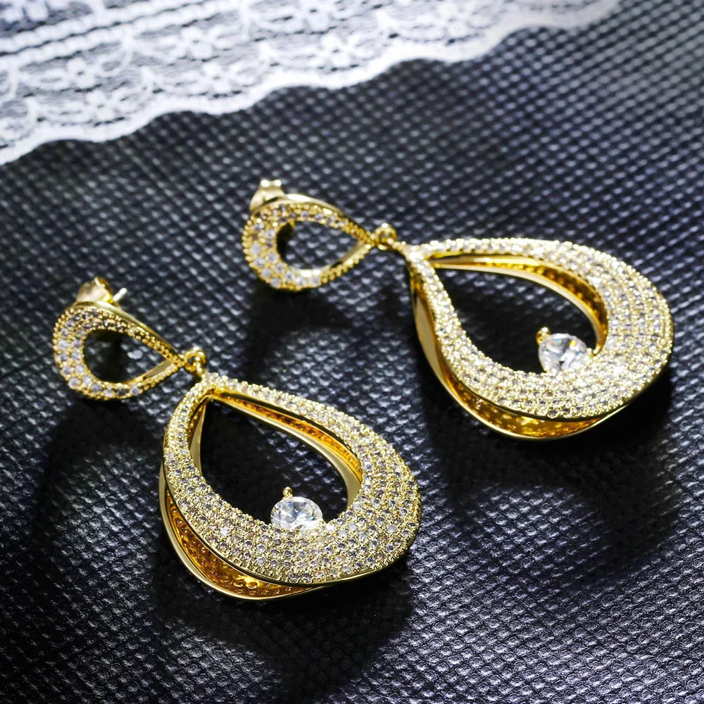 New Elegant Women Jewelry Micro pave Shiny Cubic Zirconia Crystal Jewellery Gold and White color Big Water drop Earrings
New Elegant Women Jewelry Micro pave Shiny Cubic Zirconia Crystal Jewellery Gold and White color Big Water drop Earrings