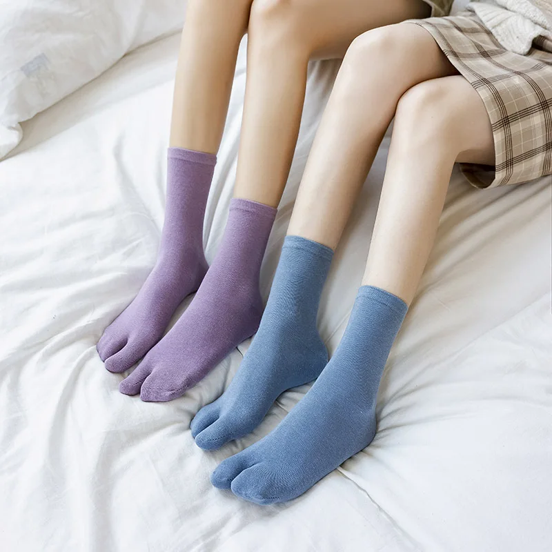 Two Finger Socks 2 Toe Cotton Medium Tube Japanese Style Split Toe Socks Men And Women Four Seasons Novelty Socks
Two Finger Socks 2 Toe Cotton Medium Tube Japanese Style Split Toe Socks Men And Women Four Seasons Novelty Socks