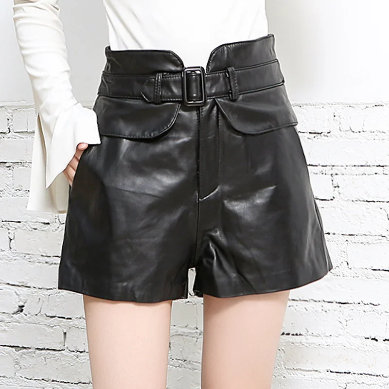 Waist High Genuine Leather Shorts Femme Design Slim Sheepskin Wide Leg Short Pants 2022 New Street Red Black Ladies Sexy Shorts
Waist High Genuine Leather Shorts Femme Design Slim Sheepskin Wide Leg Short Pants 2022 New Street Red Black Ladies Sexy Shorts