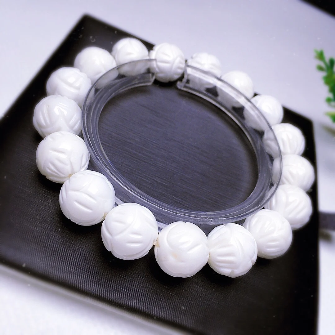 Natural White Clamshell Bracelet 12mm Beads Sstring Carved Lotus Jewellery Handmade All-Match Jewelry Suitable For All Occasions
Natural White Clamshell Bracelet 12mm Beads Sstring Carved Lotus Jewellery Handmade All-Match Jewelry Suitable For All Occasions