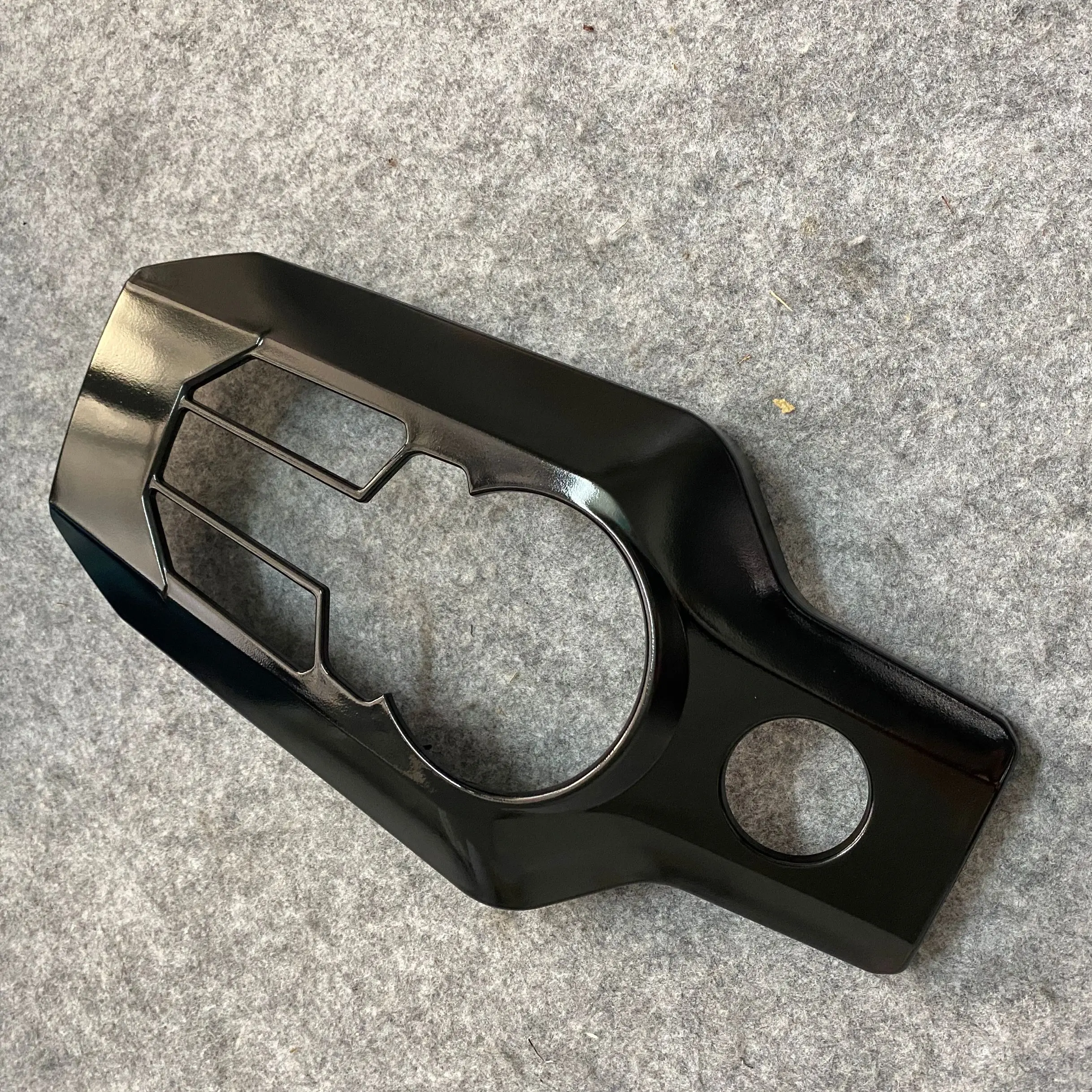 For Honda Goldwing GL 1800 GL1800 2018 2019 20 Chrome Central console button decoration Cover Center console Switch Panel Cover
For Honda Goldwing GL 1800 GL1800 2018 2019 20 Chrome Central console button decoration Cover Center console Switch Panel Cover