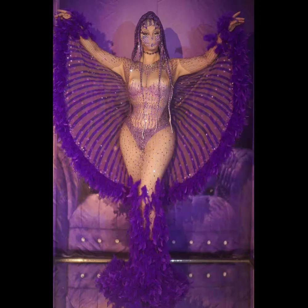 Sexy Purple Rhinestone Feather Perspective Party Prom Dress Women Wing Sleeve Evening Mermaid Long Dress Singer Stage Outfit Set
Sexy Purple Rhinestone Feather Perspective Party Prom Dress Women Wing Sleeve Evening Mermaid Long Dress Singer Stage Outfit Set